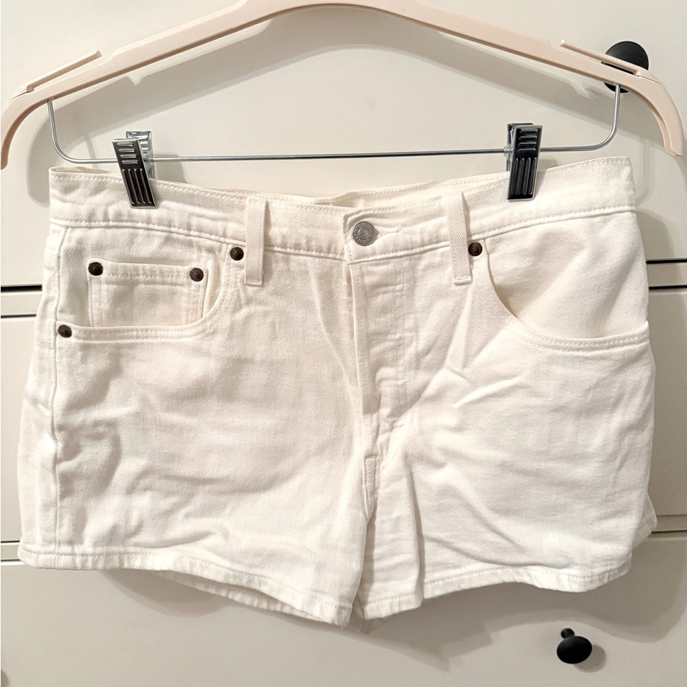 Levi’s 501 White Shorts Size 29